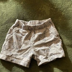 Two shorts, size 12m
